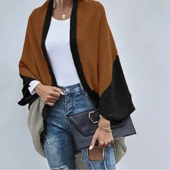 Cozy Color Block Batwing Oversized Open Front Cardigan - Picture 4 of 5